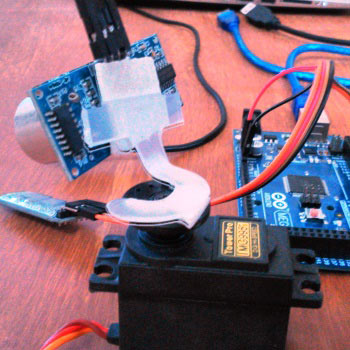 Arduino-Radar-system-mounting-Ultrasonic-sensor-over-servo