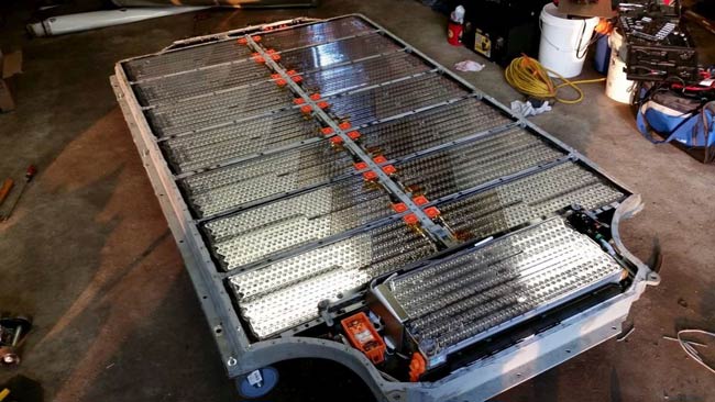 Lithium ion battery setup in chassis of car