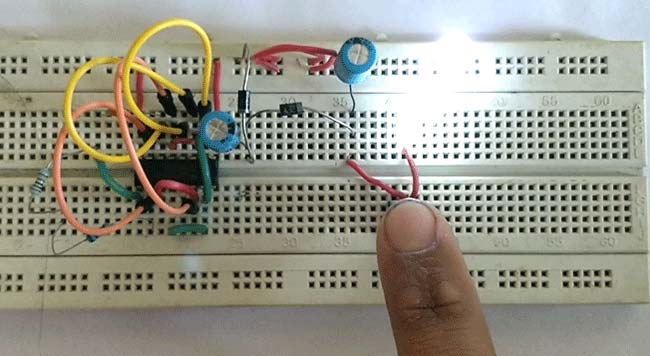 Simple LED Torch Circuit using 4049 IC working