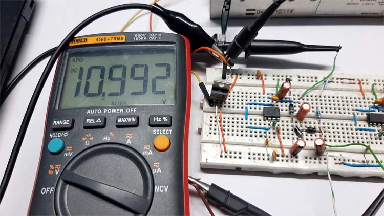 Charge Pump Circuit using 555 Timer Working