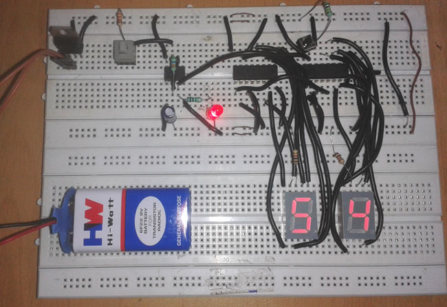 Digital Stopwatch Circuit using IC 555