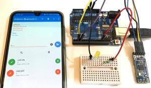 How to use HM-10 BLE Module with Arduino to control an LED using Android App