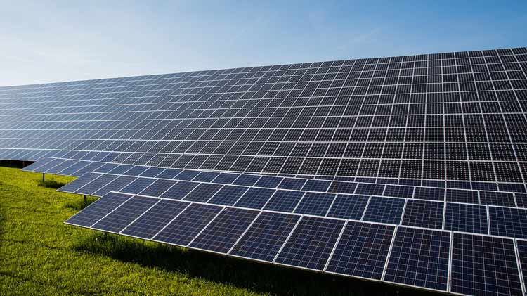 Challenges that Make Setting up a Solar Farm Less Feasible