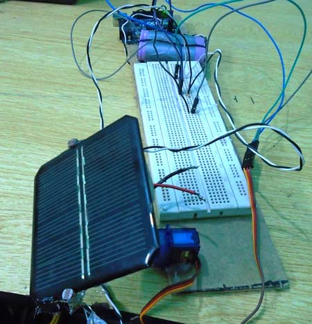 Arduino-solar-panel-tracker-prototype-using-LDR