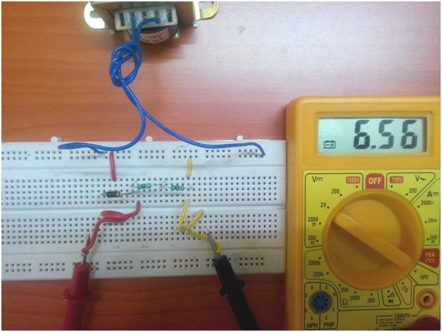 Halfwave Rectifier Circuit on Breadboard without Filter 