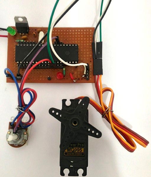 Interfacing-Servo-Motor-with-PIC-Microcontroller-MPLAB-XC8