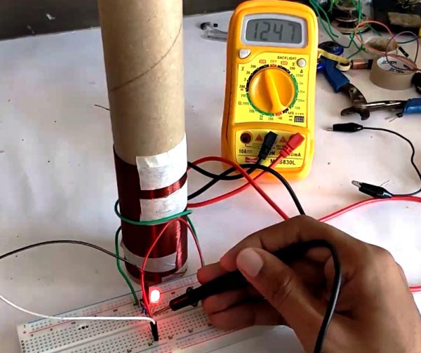 measuring voltage for mini tesla coil 9v