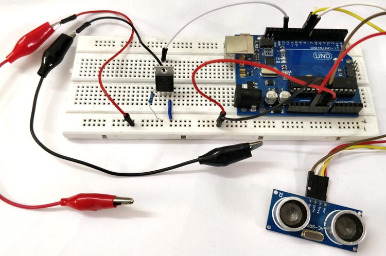 Circuit Hardware for Automatic Water Dispenser using Arduino