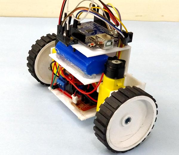 DIY Self Balancing Robot ในการทำงาน