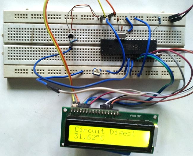 Digital Thermometer in action using a PIC Microcontroller and DS18B20