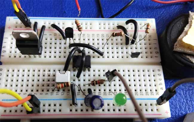 Magnetic Door Alarm Circuit using Hall sensor hardware Circuit Setup