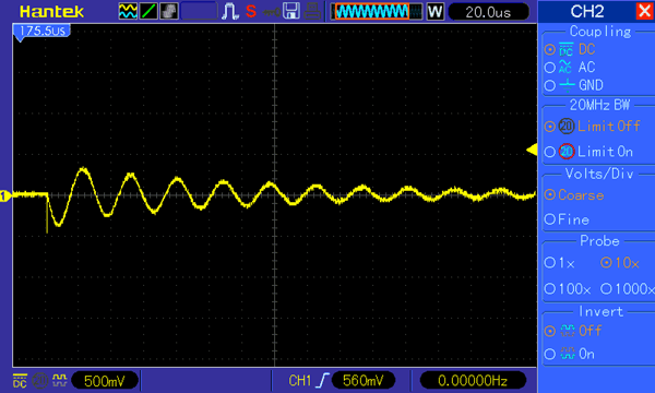 Output Waveform of Resonance Frequency with Oscilloscope