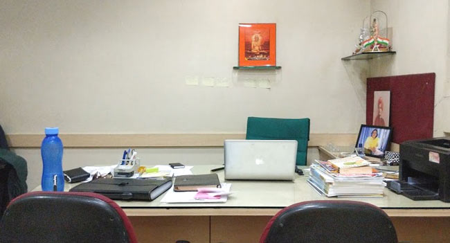 Shalaka CEOs workdesk