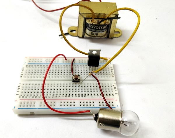 Simple TRIAC Switching Circuit Hardware