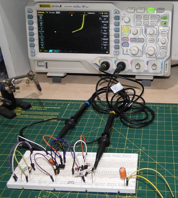 Testing Simple Curve Tracer Circuit