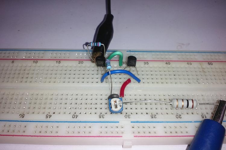 Simple Constant Current Generator Circuit using Transistor