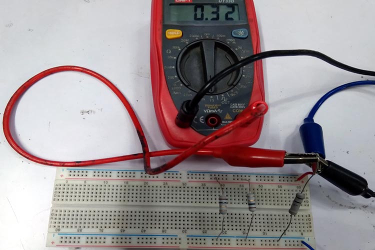 Current Divider Circuit Testing