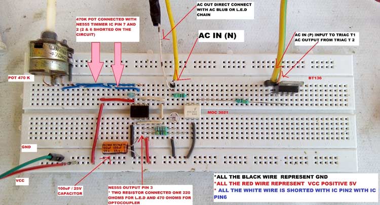 TRIAC Light Blink Circuit Description
