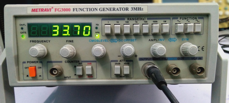 Testing Square to Sine Wave Converter using Function Generator