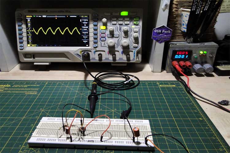 Triangle Wave Generator Circuit