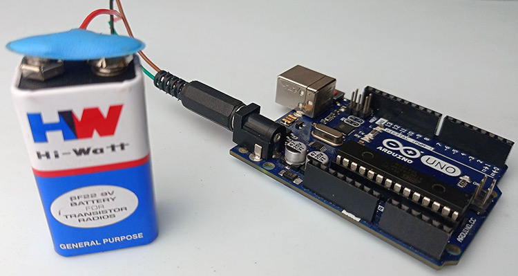 Power Arduino with Battery