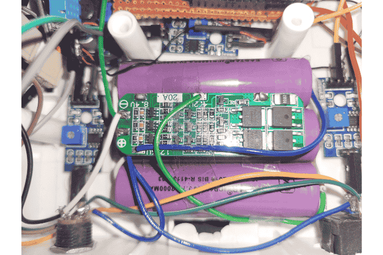 12V Batteries with Lithium Ion Cells and PCB