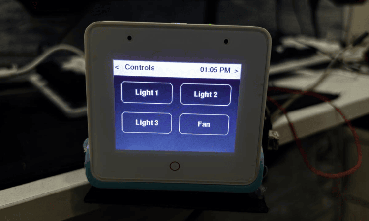 Controller Screen Lights and Fan