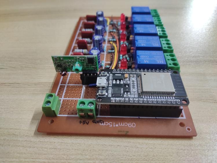 ESP32 RF module home automation circuit 