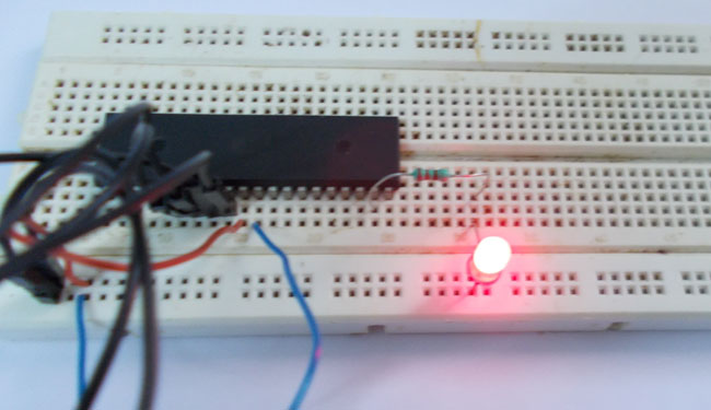 Blinking LED with ATmega32 AVR Microcontroller