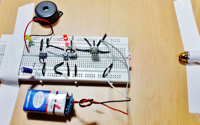 Laser Security Alarm Circuit Diagram using IC 555 and LM358