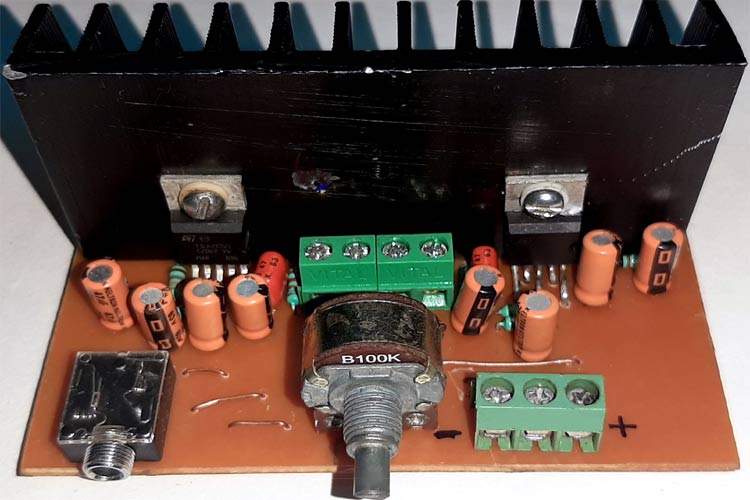 Simple 2x32 Watt Audio Amplifier Circuit Diagram Using Tda2050