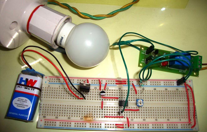 https://circuitdigest.com/sites/default/files/projectimage/Temperature-controlled-automatic-light-switch.jpg