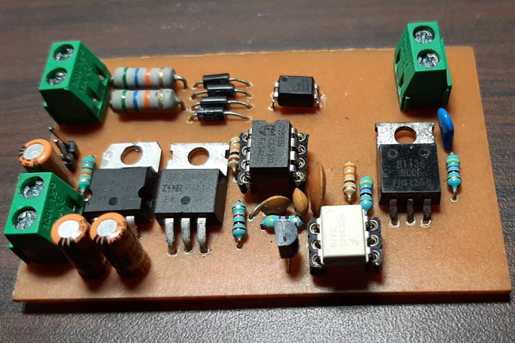 AC Phase Angle Control for Light Dimmers and Motor Speed Control using