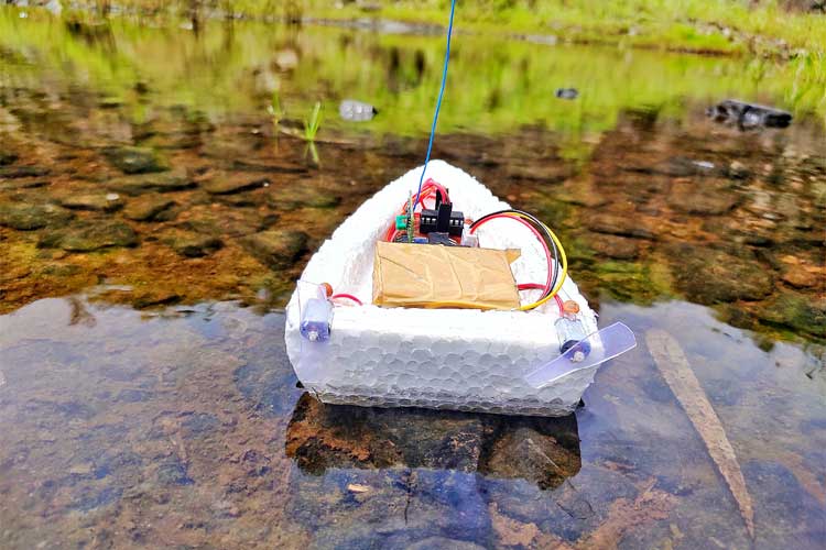 Homemade remote store control boat