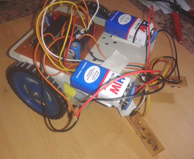 Edge Avoiding Robot using 8051 Microcontroller