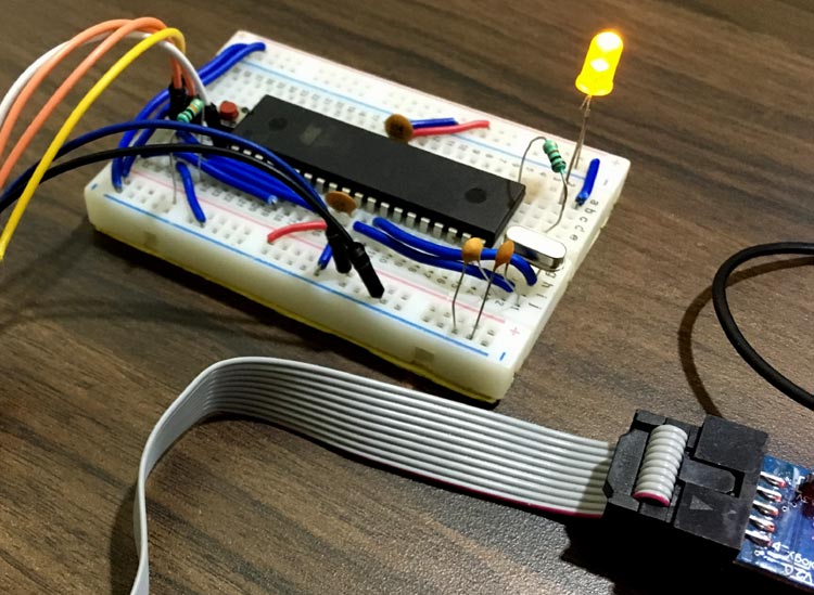 AVR Microcontroller Atmega16/32 PWM Tutorial to Control Brightness of LED