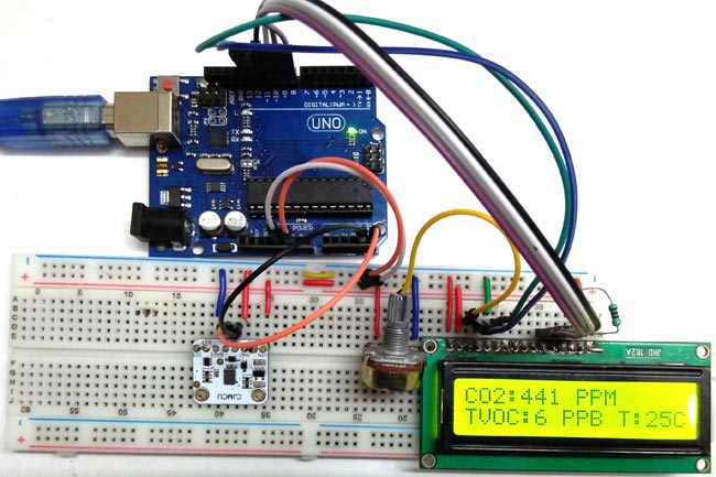 using arduino quality sensor air and CCS811 using and Air TVOC Arduino Measurement CO2