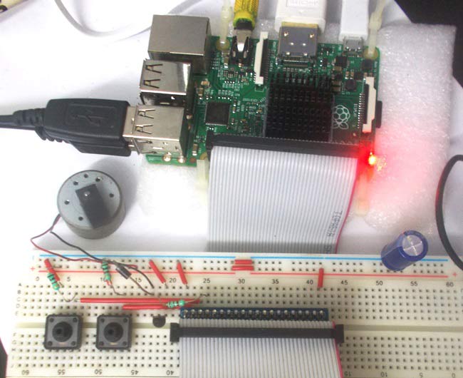 How to Use DC Motors on the Raspberry Pi - Circuit Basics