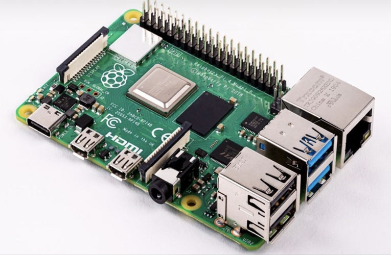 Raspberry Pi 4 - Your credit card sized computer now with 4 GB RAM