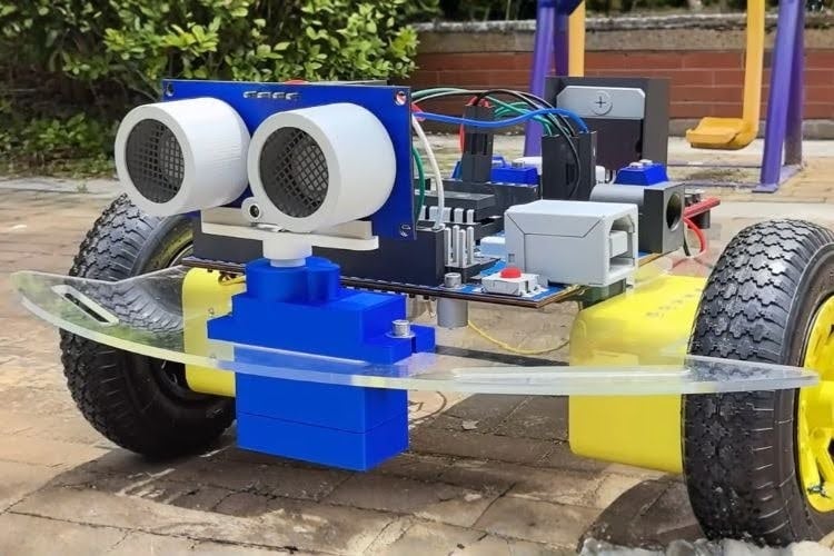 Giant Arduino Obstacle Avoidance Robot Built 7 Times Bigger Than Normal 