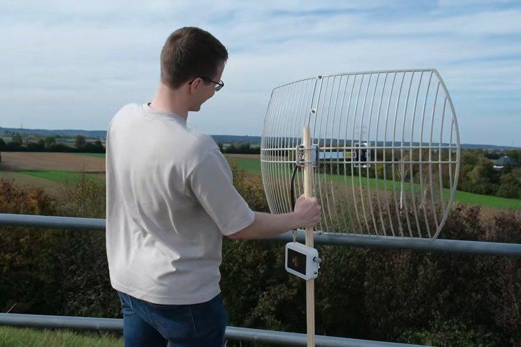 Long-Range Bluetooth Setup With Parabolic Grid Dish