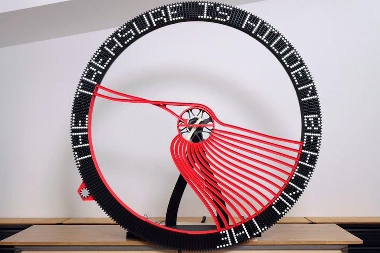 Giant 3D-Printed Wheel Writing Endless Scrolling Text