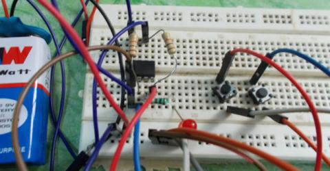1 Bit Memory Cell using 555 Timer IC