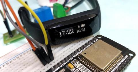 ESP32 BLE Client – Connecting to Fitness Band to Trigger Bulb