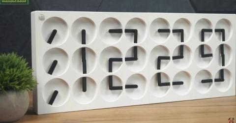 Minimal Aesthetic Clock Using Simple Motor Mechanism