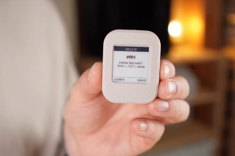 Pala Note - a Pocket-Sized AI Voice Note Device
