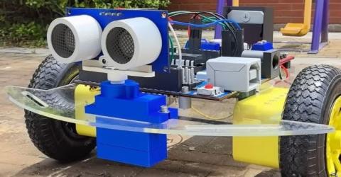 Giant Arduino Obstacle Avoidance Robot Built 7 Times Bigger Than Normal 