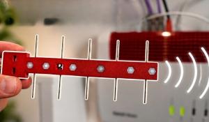 DIY Yagi Antenna Built With Brass Rods