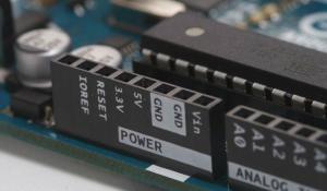 How to Choose the Right Microcontroller for Your Embedded Project