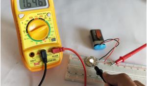 How to use a digital multimeter